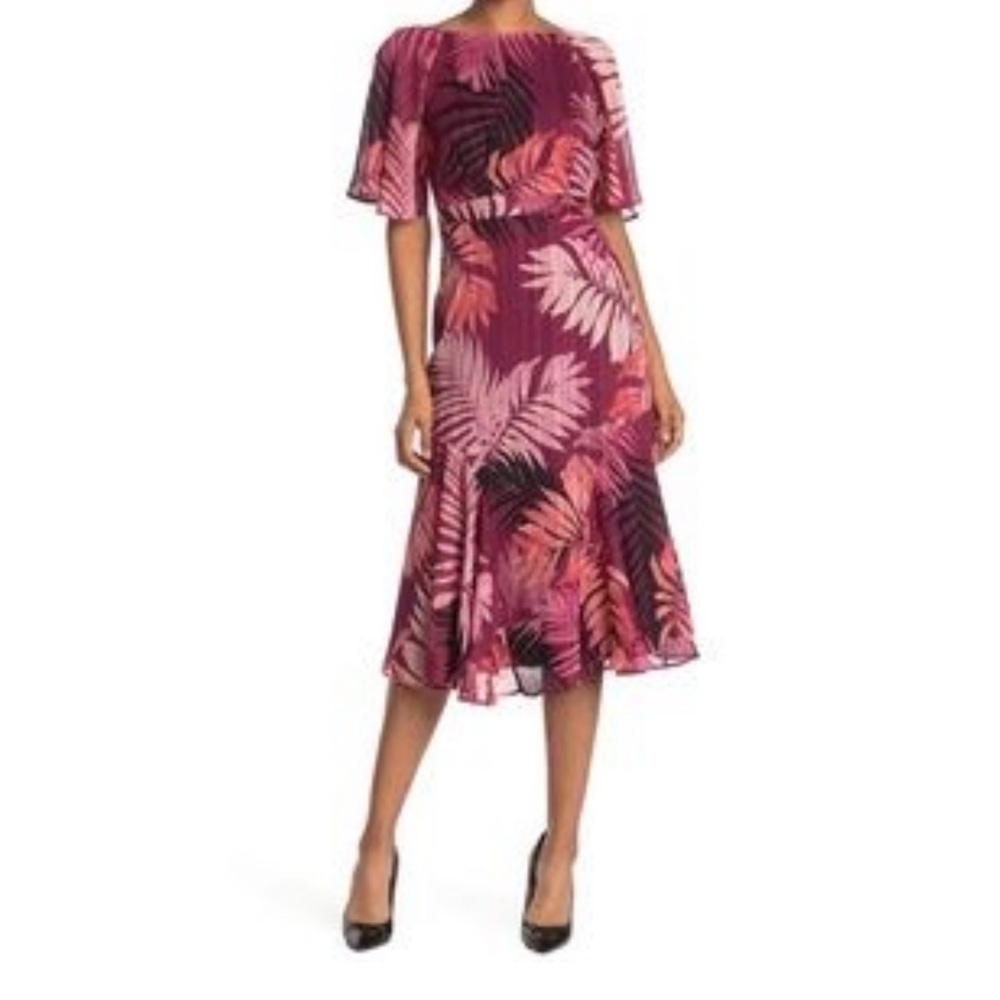 Maggy London dress flutter sleeve midi dress